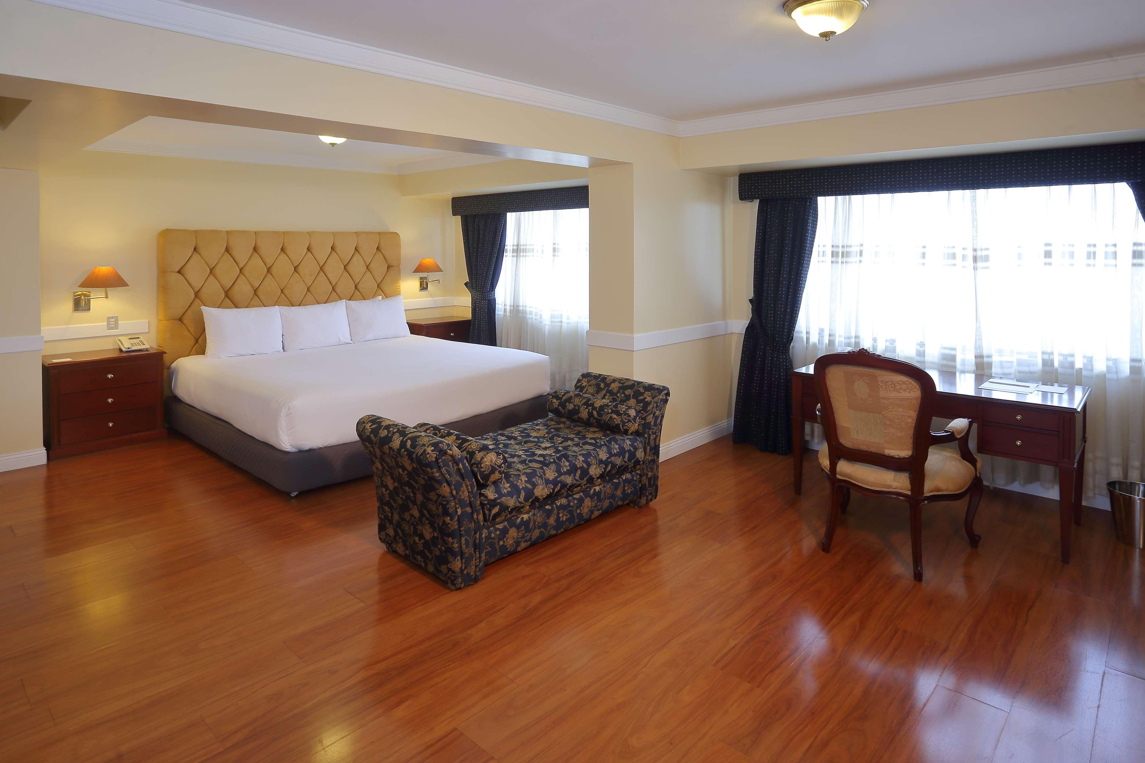 Radisson Hotel Plaza Del Bosque Lima Dış mekan fotoğraf